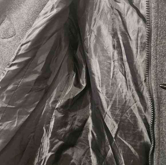 Cotton On zipper closed jacket with hood in Woman's Size M in Grey. - Picture 11 of 13